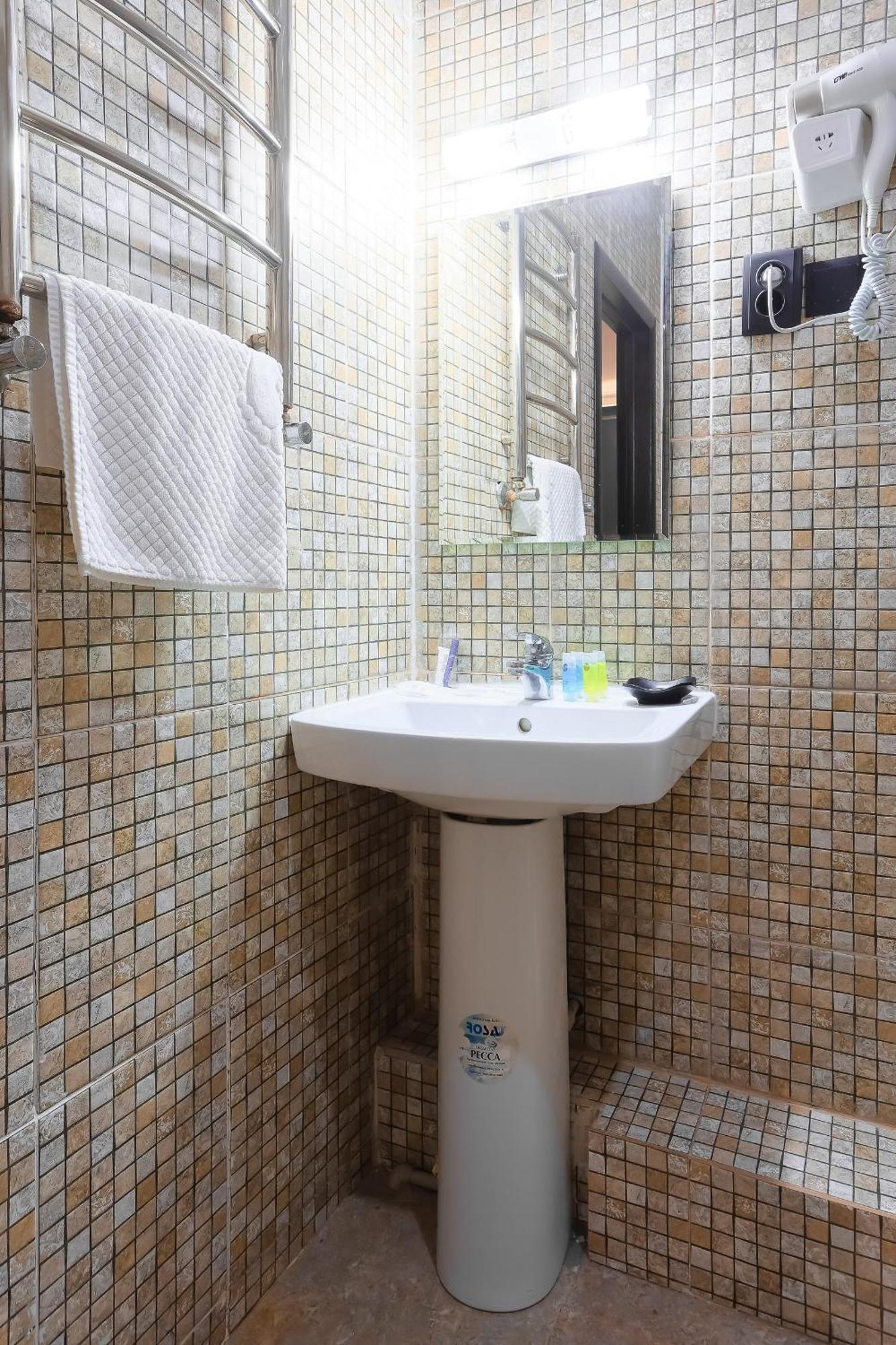 Hotel Vivaldis Almaty Ngoại thất bức ảnh
