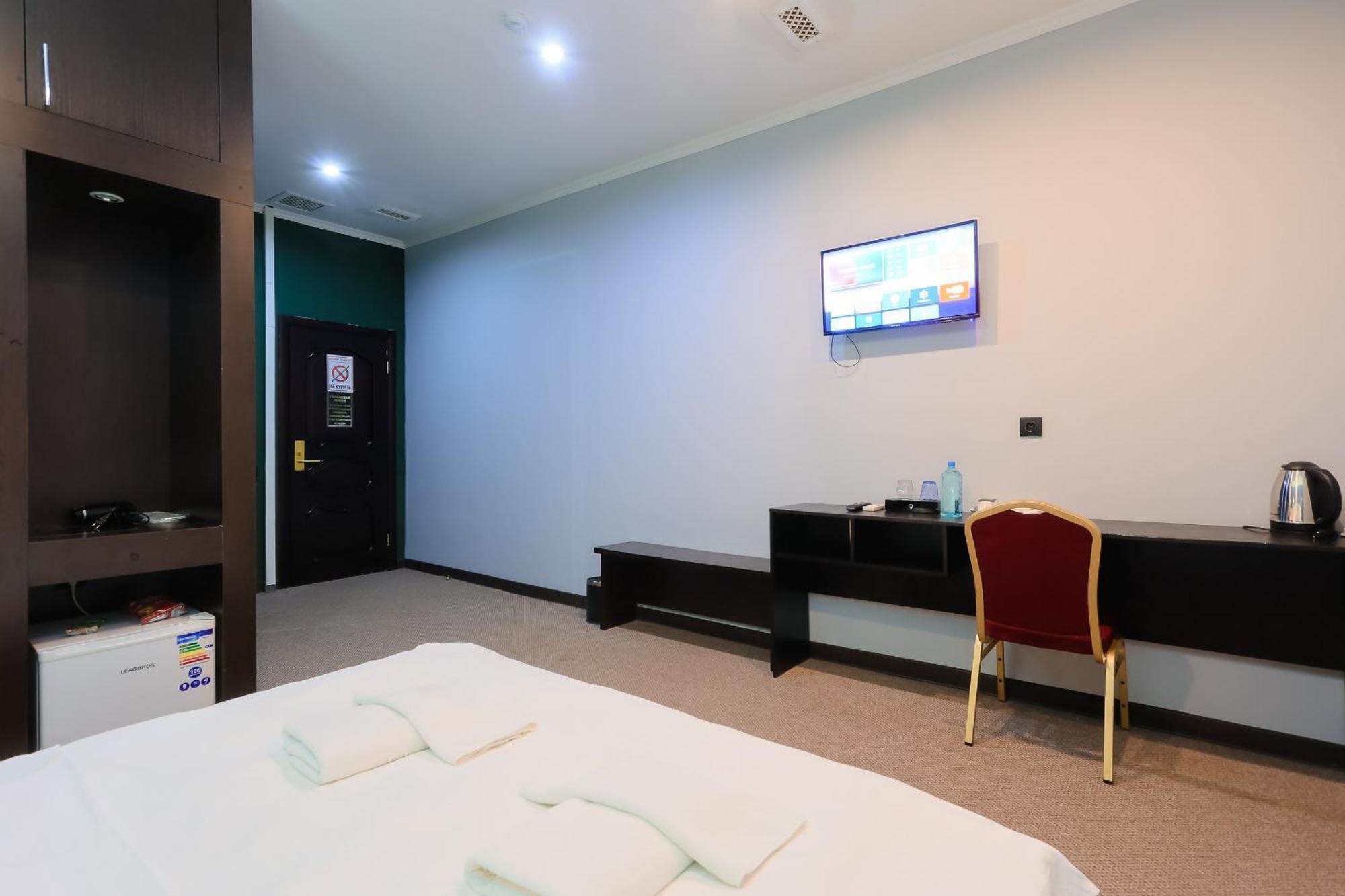 Hotel Vivaldis Almaty Ngoại thất bức ảnh