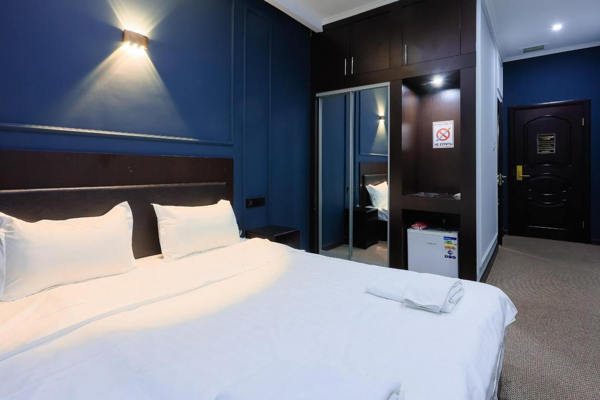 Hotel Vivaldis Almaty Ngoại thất bức ảnh